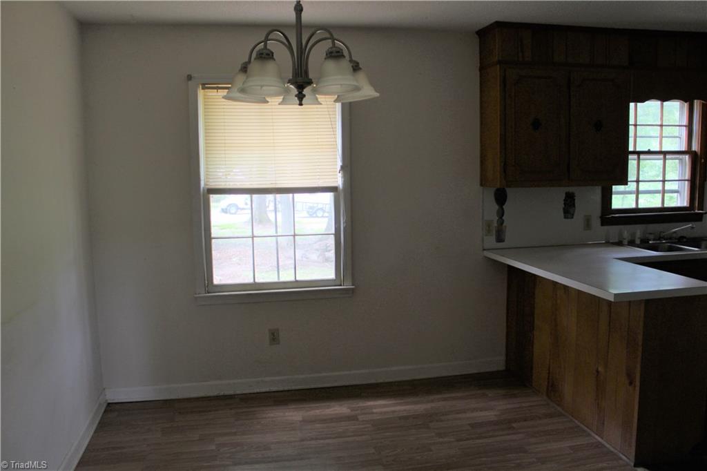 2800 Settle Bridge Road Stoneville, NC 27048 - Photo 4 of 11 Gallery Image 4