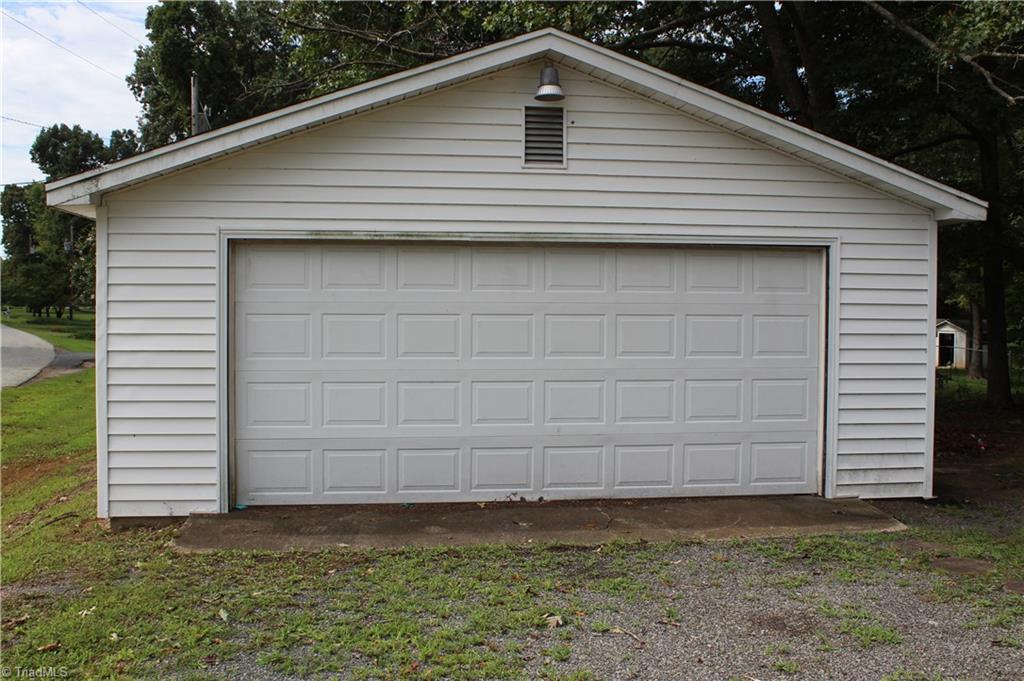 2800 Settle Bridge Road Stoneville, NC 27048 - Photo 10 of 11 Gallery Image 10