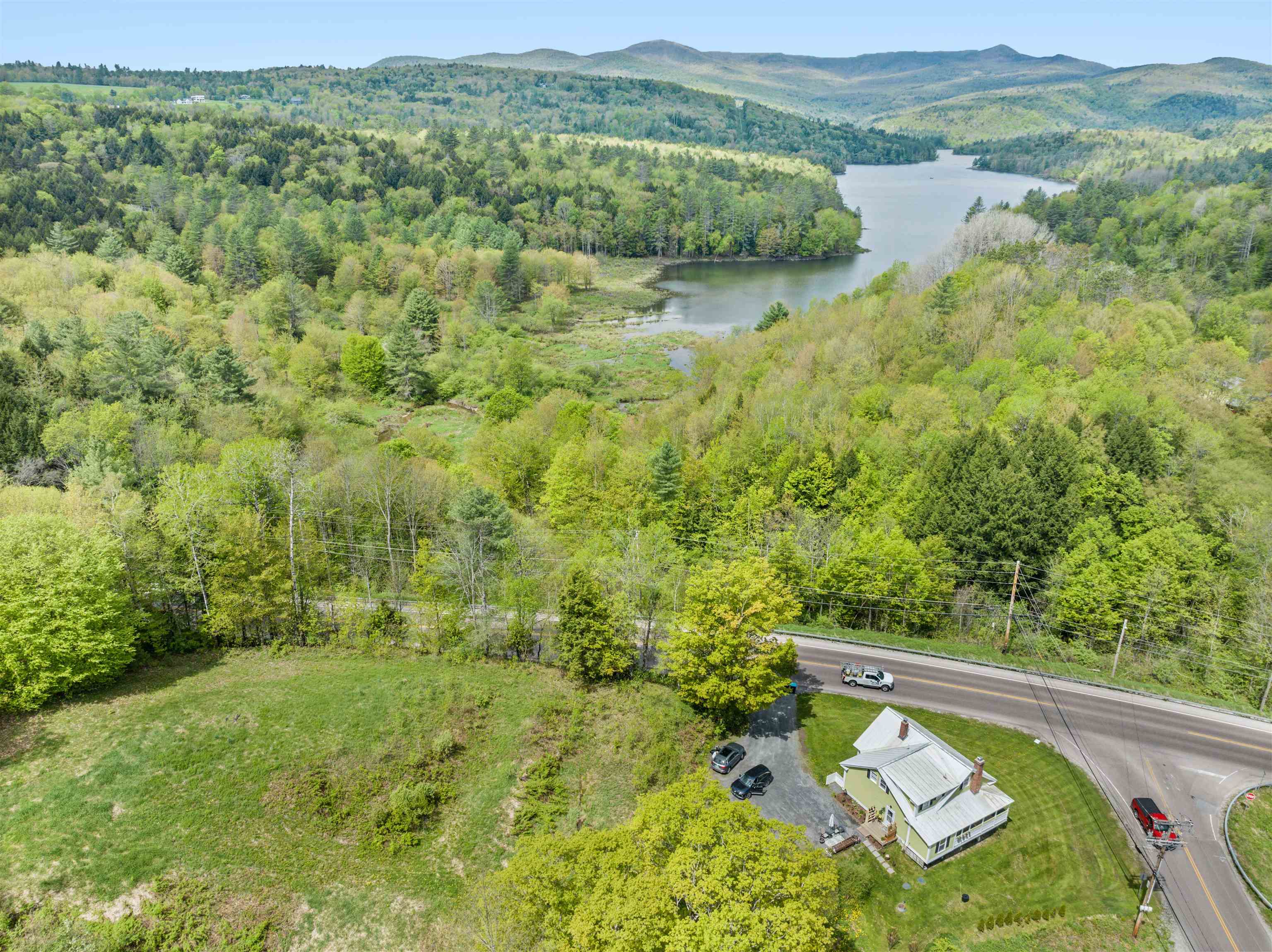 3250 Waterbury-Stowe Road Waterbury, VT 05677 - Photo 4 of 32