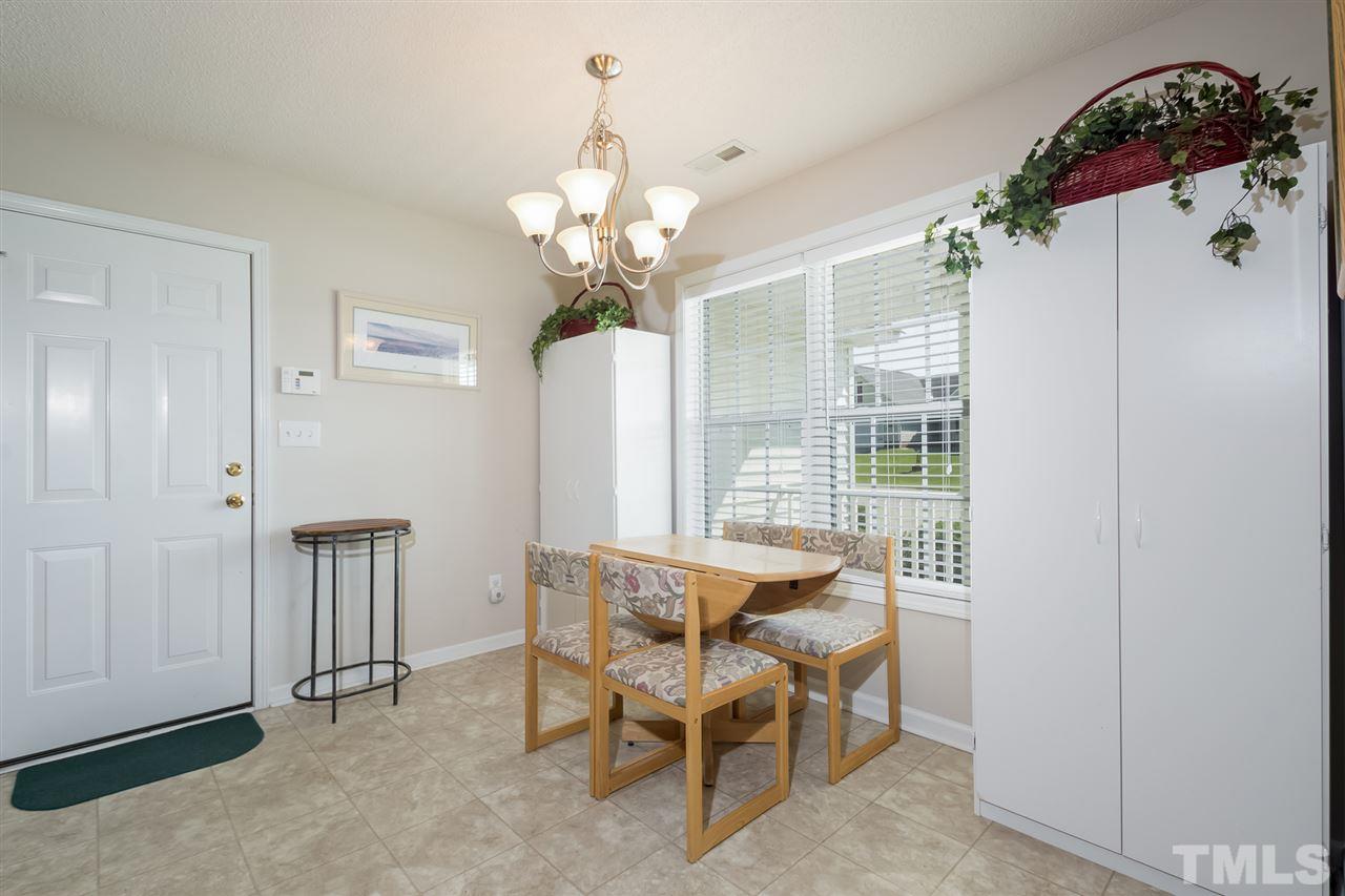 820 Bramblegate Road Hope Mills, NC 28348 - Photo 5 of 20 Gallery Image 5