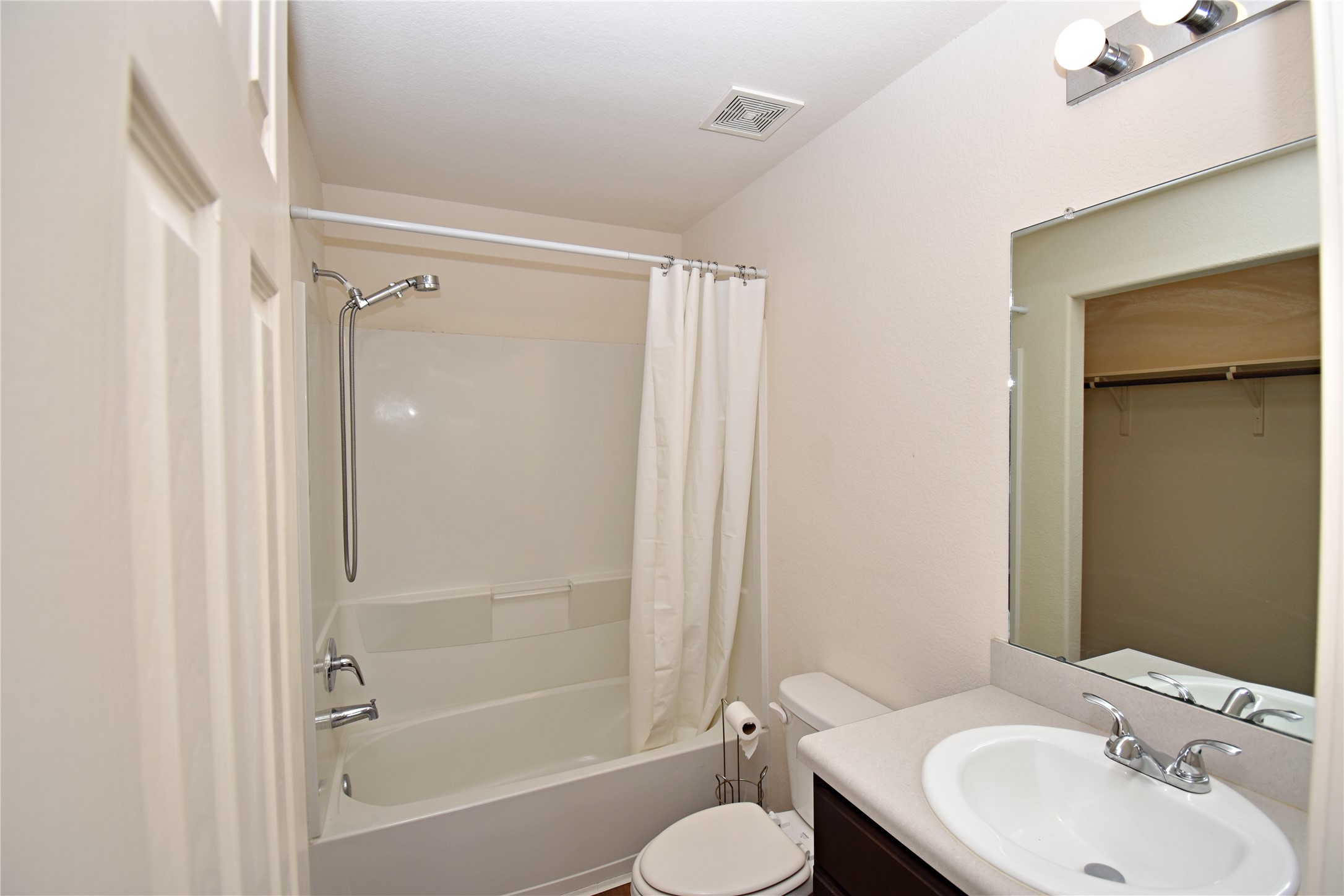 106 Collins Court Kendleton, TX 77451 - Photo 12 of 13