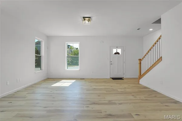 $377,500 | 7119 Trainor Place, St. Louis, MO 63116