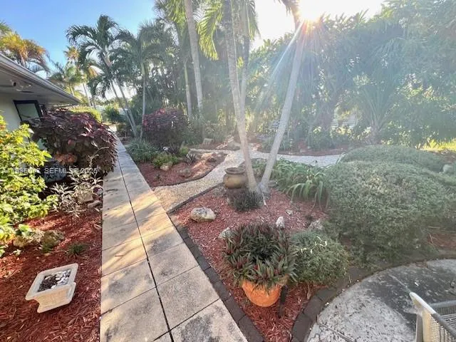 $1,800 | 2645 Southeast 1st Court, Unit 1, Pompano Beach, FL 33062