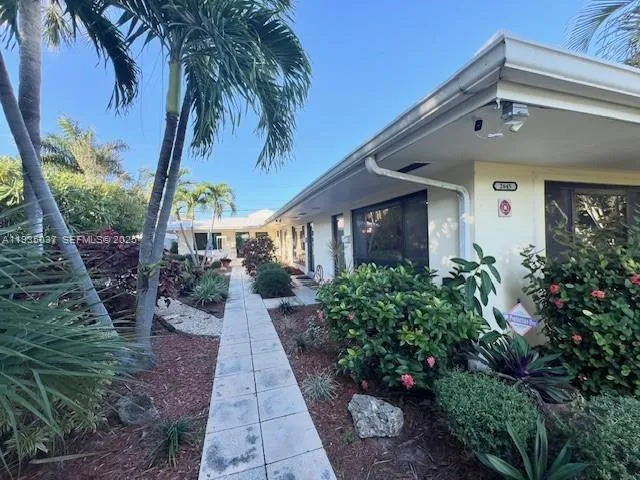 $1,800 | 2645 Southeast 1st Court, Unit 1, Pompano Beach, FL 33062
