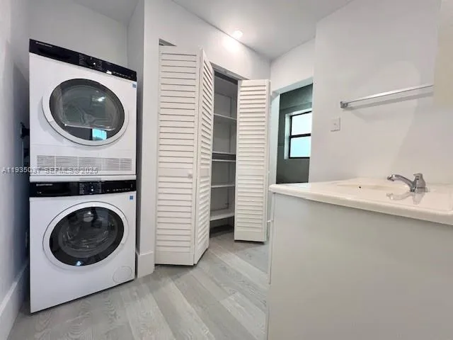 $1,800 | 2645 Southeast 1st Court, Unit 1, Pompano Beach, FL 33062