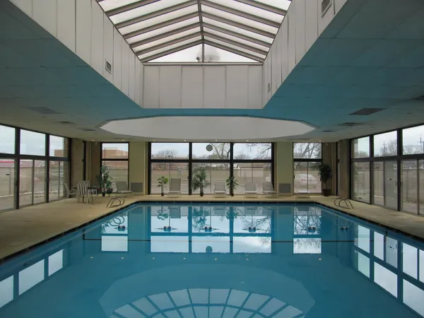 $350,000 | 110 West Butterfield Road, Unit 402S, Elmhurst, IL 60126