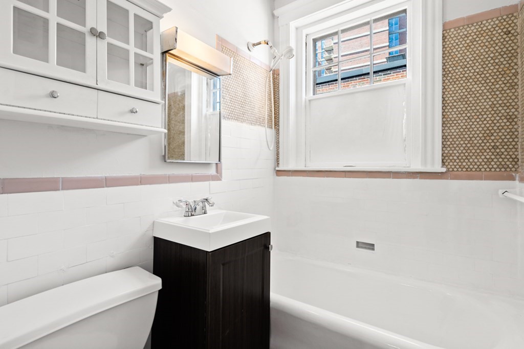 1982 Commonwealth Avenue, Unit 9 Boston, MA 02135 - Photo 10 of 22 Gallery Image 10