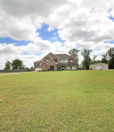 a view of an ocean from a yard