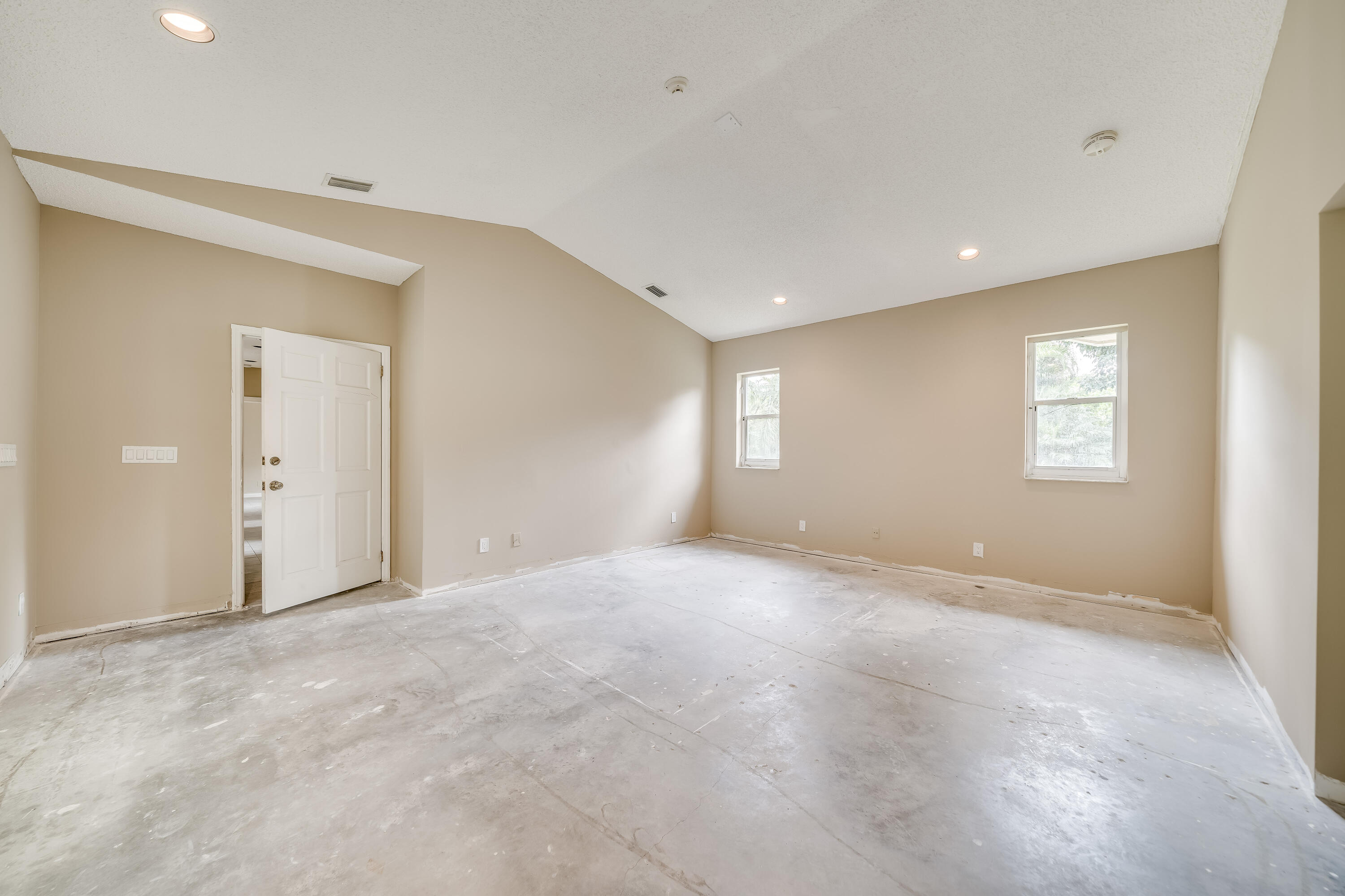 20250 Southwest 50th Place Southwest Ranches, FL 33332 - Photo 28 of 51 33_interior-28