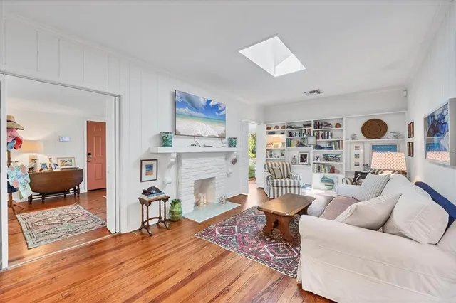 $624,900 | 3734 Iroquois Avenue, Sarasota, FL 34234