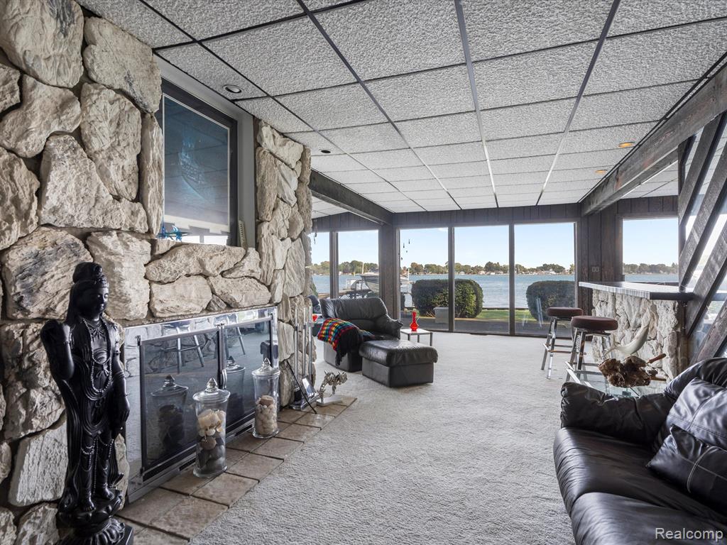 8337 River Road Marine City, MI 48039 - Photo 10 of 28 Gallery Image 10