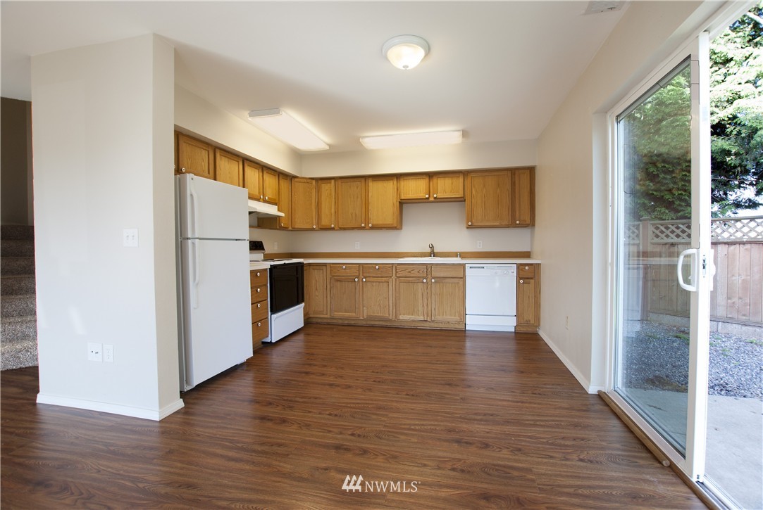239 Front Street Sumas, WA 98295 - Photo 11 of 20