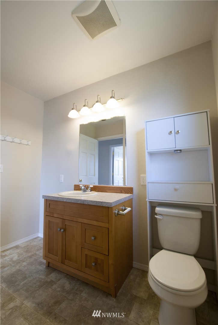 239 Front Street Sumas, WA 98295 - Photo 13 of 20