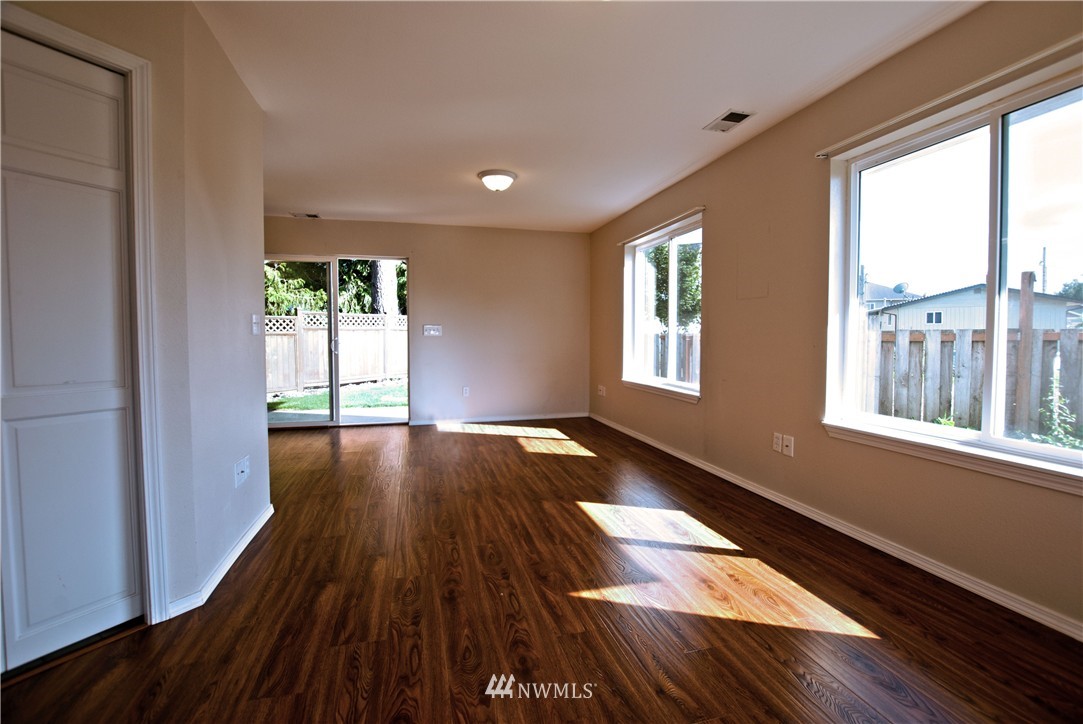 239 Front Street Sumas, WA 98295 - Photo 19 of 20