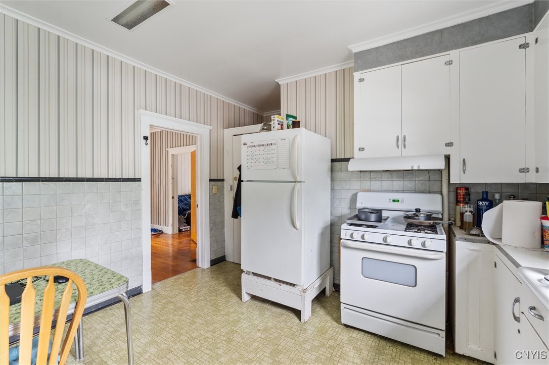 3 Seneca Avenue Vernon, NY 13421 - Photo 7 of 21