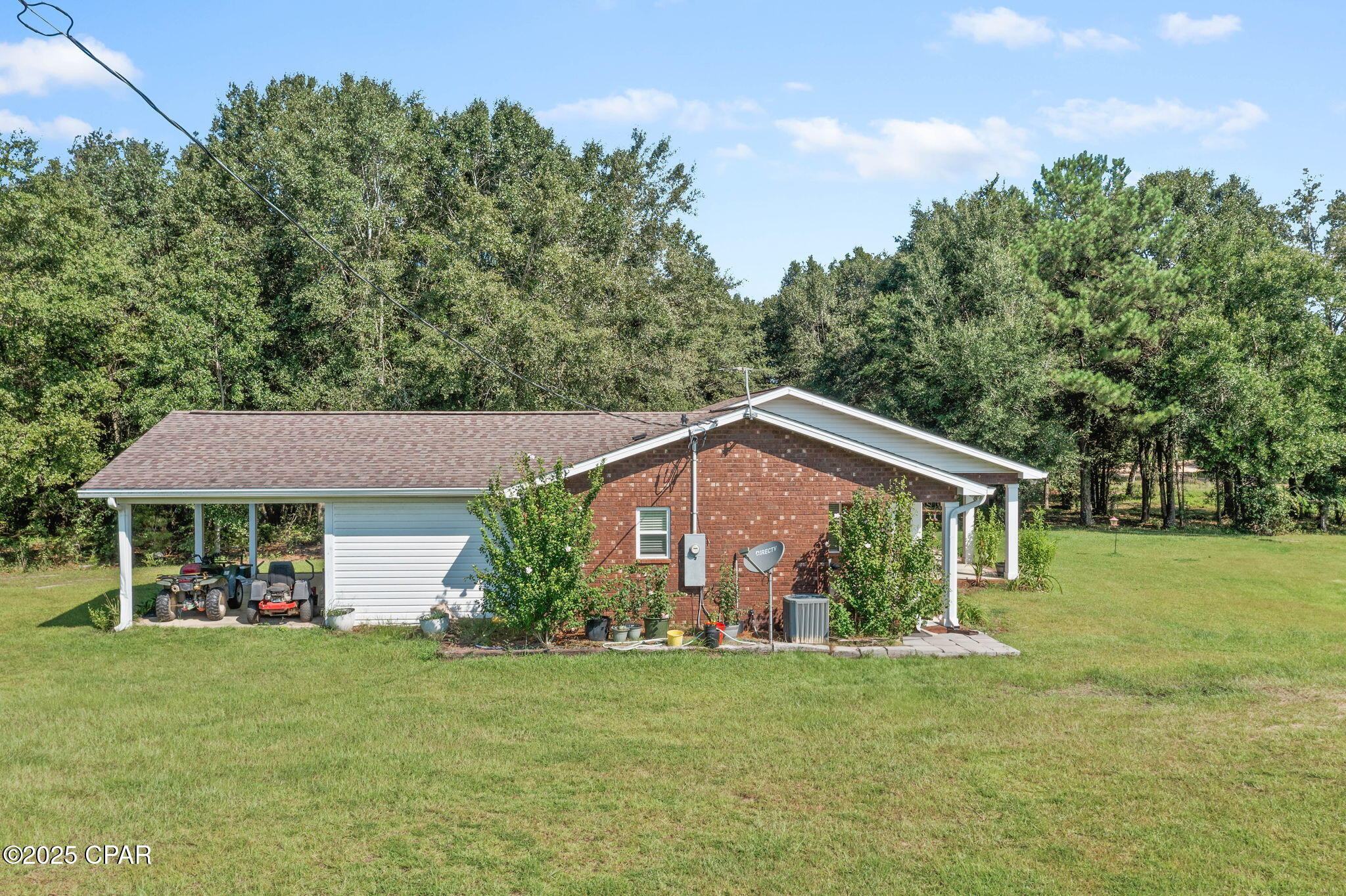 1098 Whitaker Road Graceville, FL 32440 - Photo 19 of 30 Gallery Image 19
