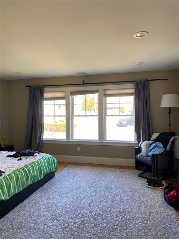 896 Chestnut Street, Unit 896 Waban, MA 02468 - Photo 12 of 17