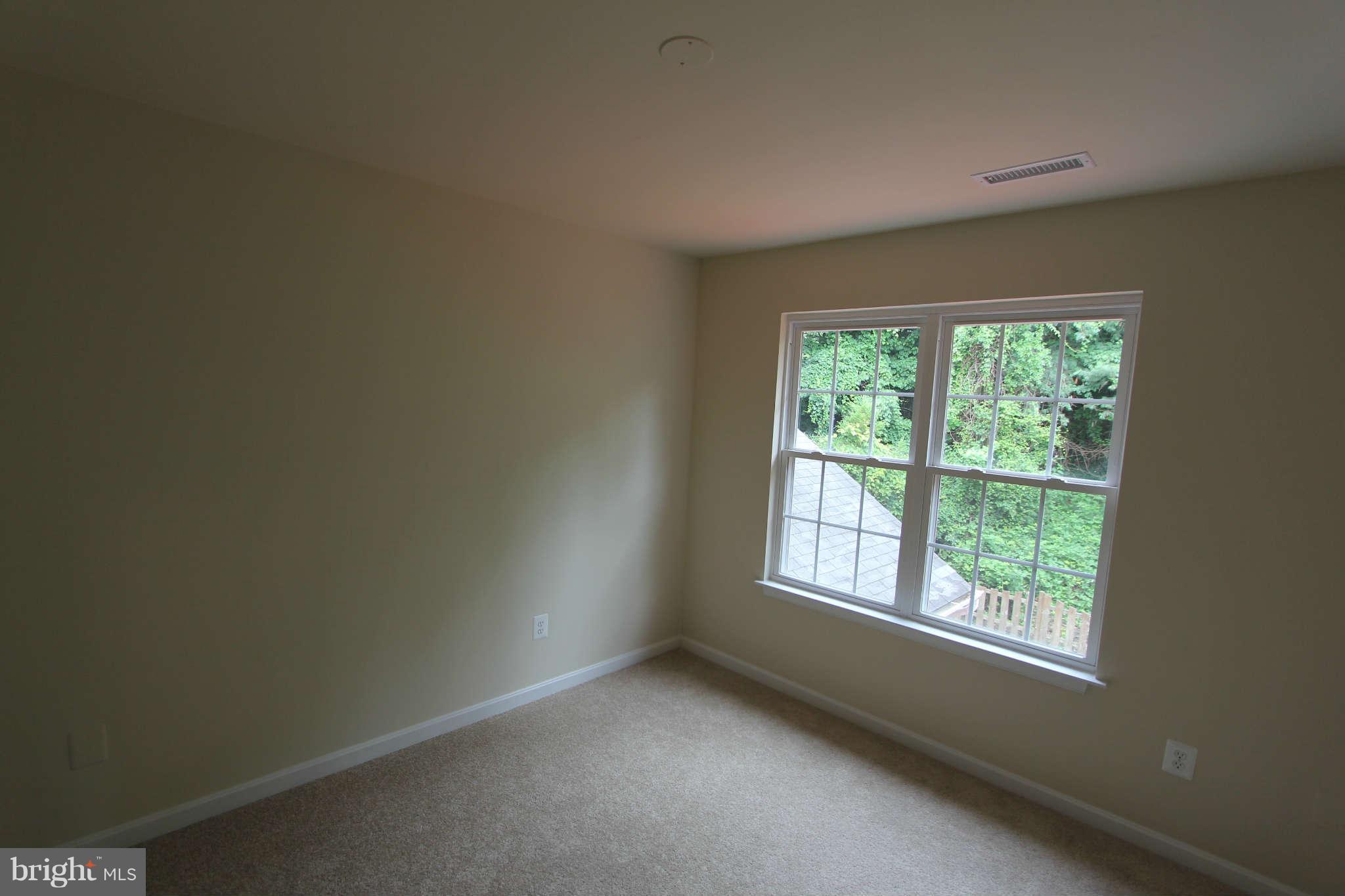 21301 Mirror Ridge Place Sterling, VA 20164 - Photo 19 of 30 Bedroom