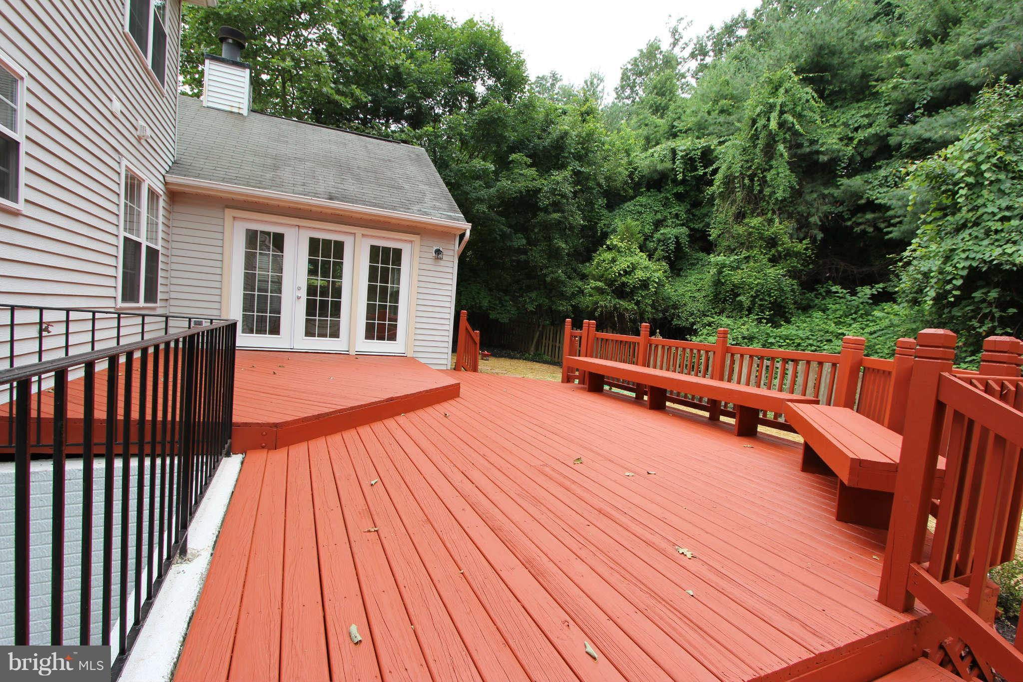 21301 Mirror Ridge Place Sterling, VA 20164 - Photo 29 of 30 Exterior Rear