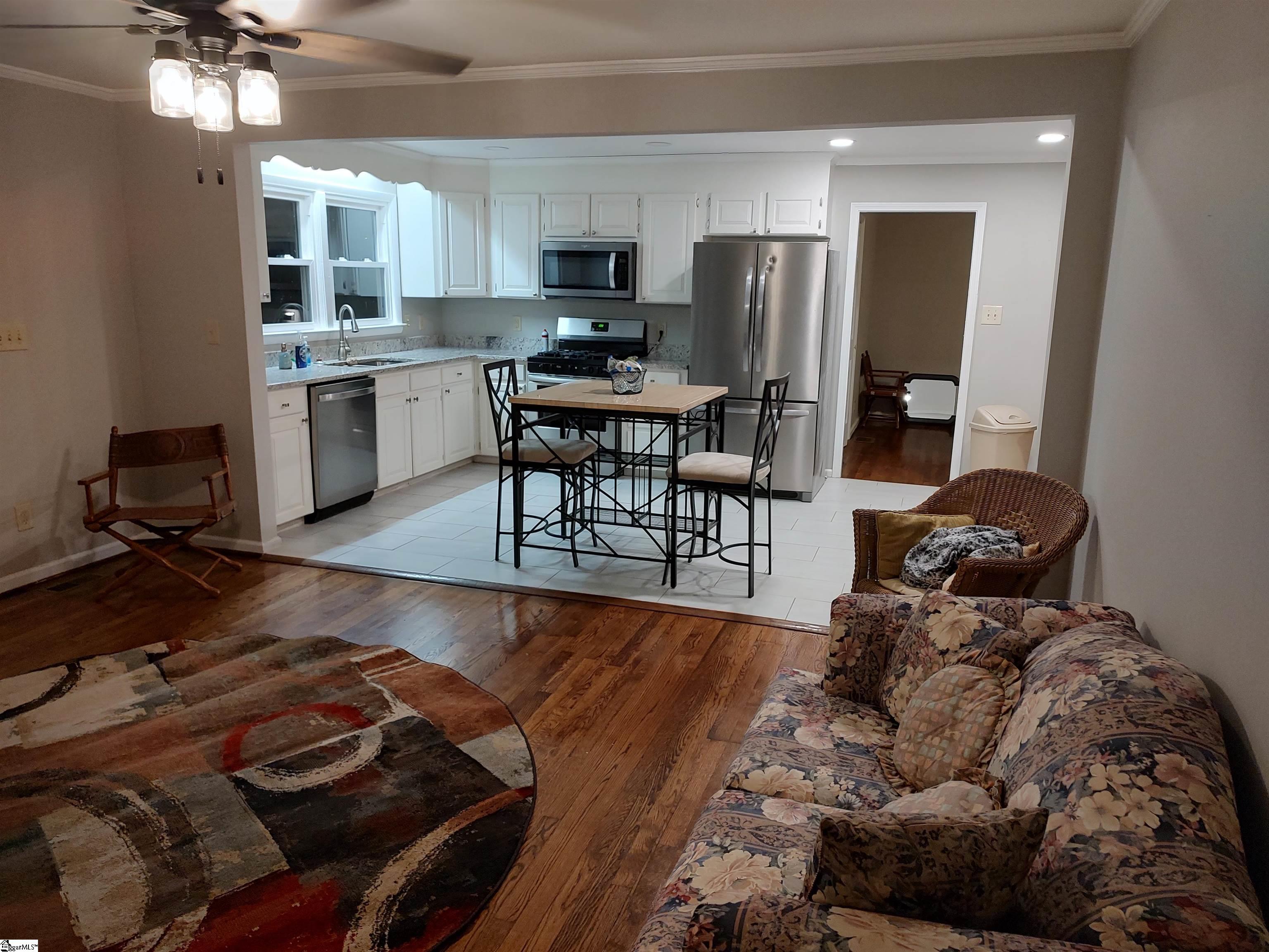 402 New Harrison Bridge Road Simpsonville, SC 29680 - Photo 2 of 6