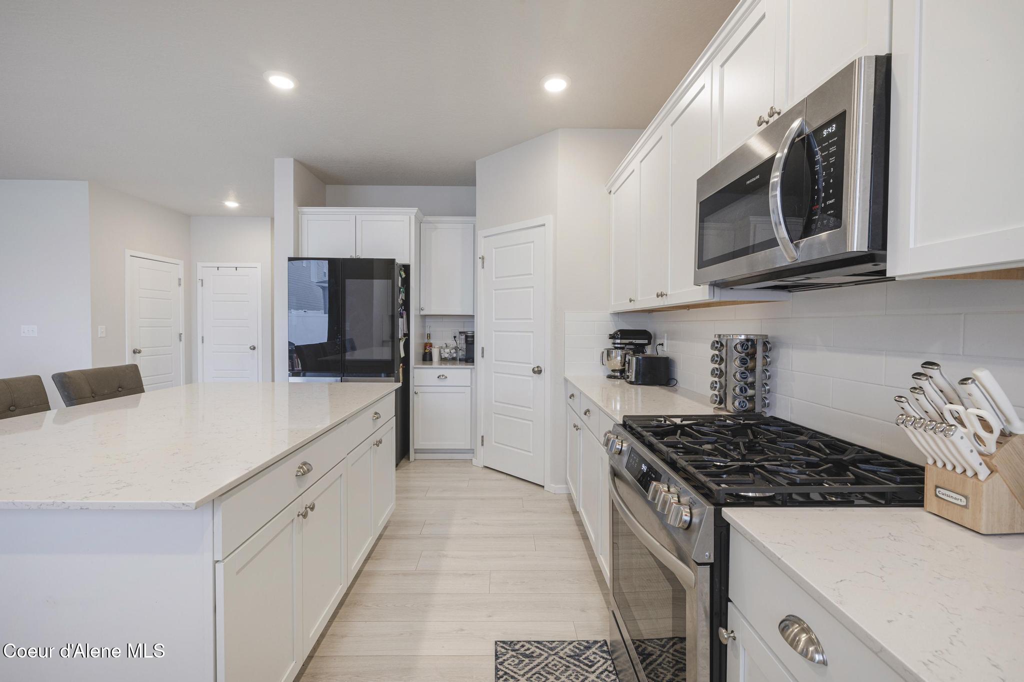 3061 North Allison Street Post Falls, ID 83854 - Photo 4 of 21 Kitchen