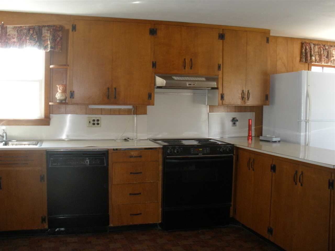 21 Eaton Road Freedom, NH 03836 - Photo 3 of 10