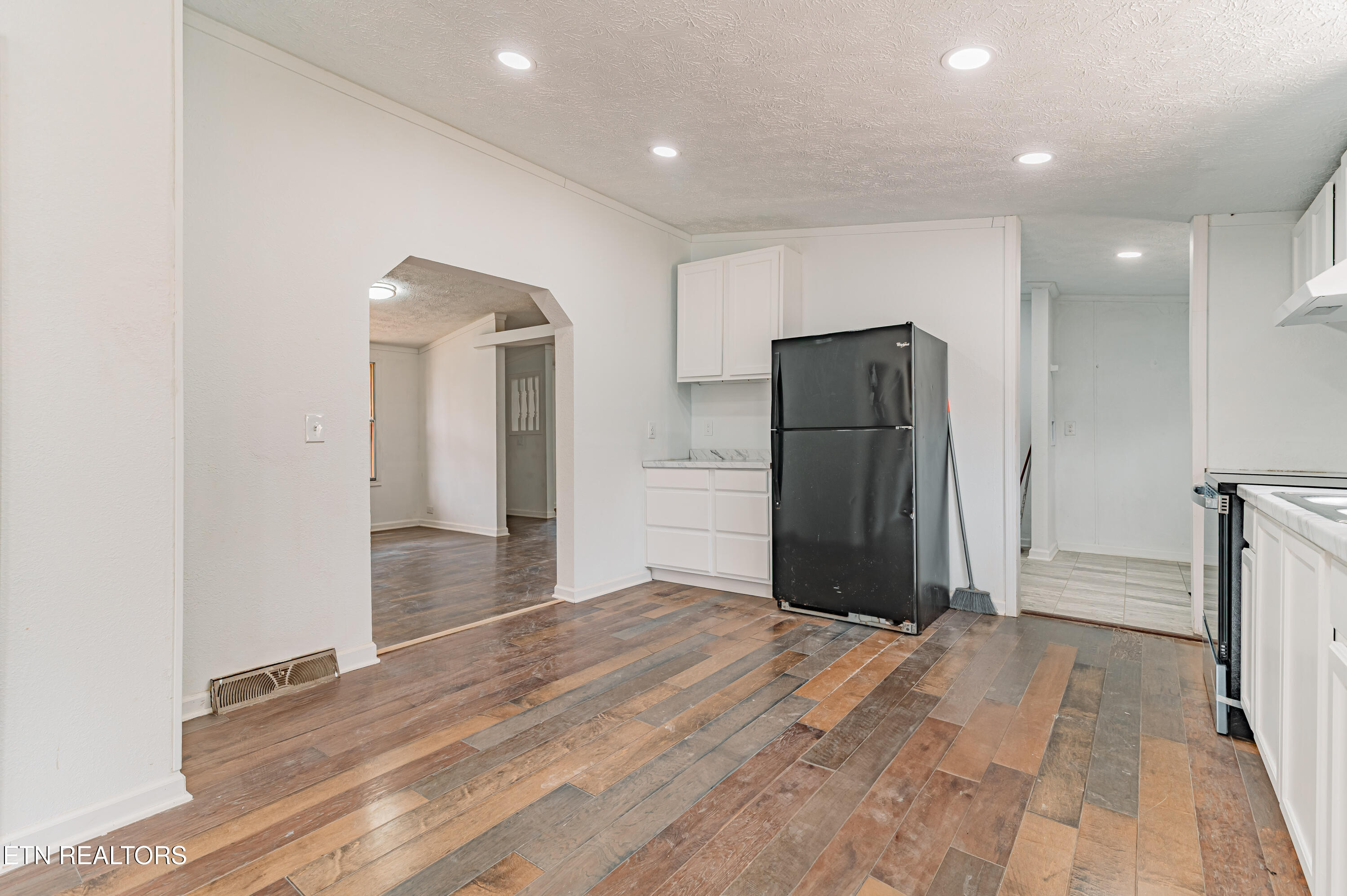 932 Woods Hollow Road Decatur, TN 37322 - Photo 8 of 29 Kitchen
