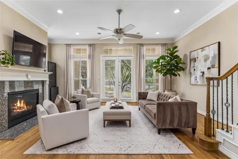$375,000 | 9101 Harbor Hills Drive, Houston, TX 77054