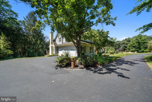 $825,000 | 997 Centennial Drive, West Chester, PA 19382