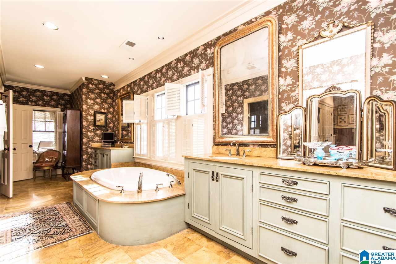2401 Chestnut Road Birmingham, AL 35216 - Photo 33 of 49