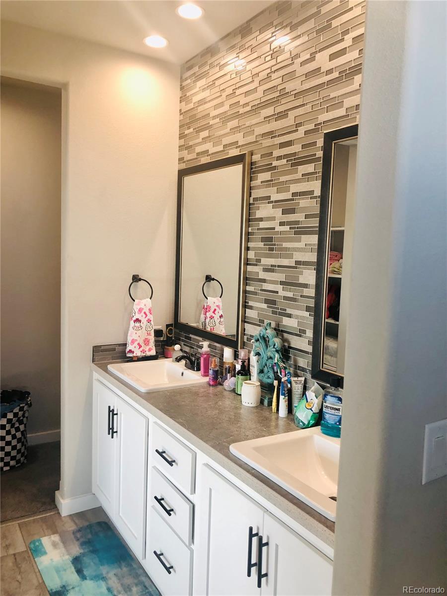 9251 Schumaker Road Bennett, CO 80102 - Photo 17 of 38 Gallery Image 17