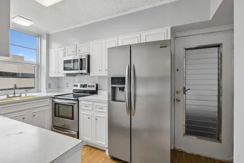 $380,000 | 3314 West End Avenue, Unit 601, Nashville, TN 37203