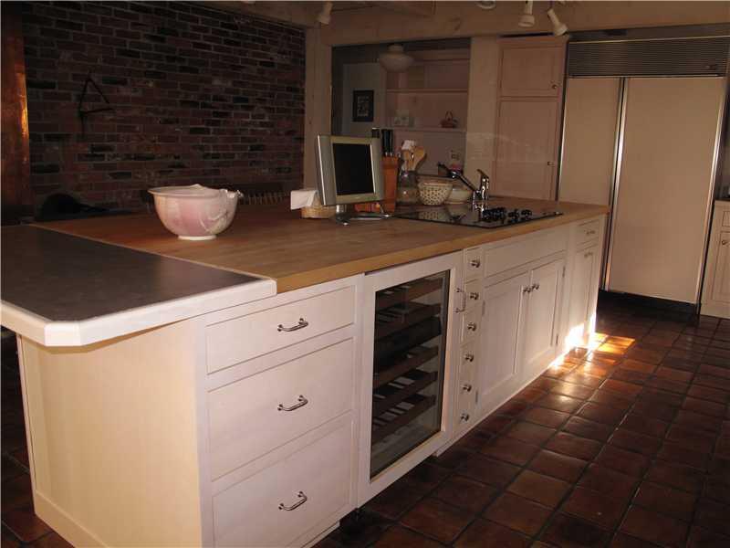 111 Balsam Road Bangor, ME 04401 - Photo 12 of 35 Kitchen.