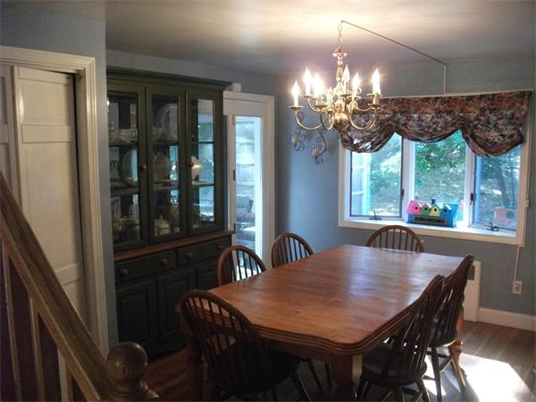 21 Locksley Road Lynnfield, MA 01940 - Photo 4 of 9 Gallery Image 4