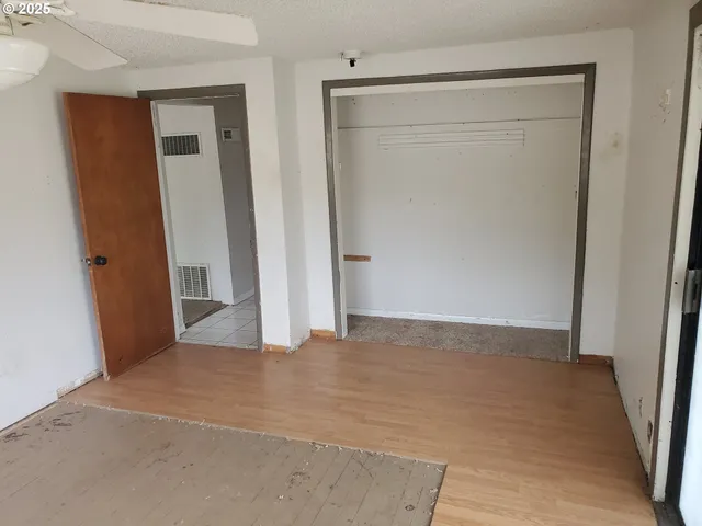 $274,900 | 132 Northeast Sawyers Lane, Roseburg, OR 97470