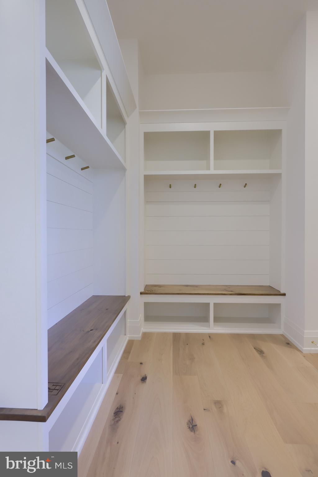 1233 Hunsicker Road Lancaster, PA 17601 - Photo 15 of 23 a bathroom with a bathtub