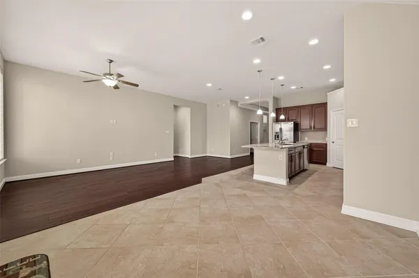 $2,150 | 107 Angel Hollow Lane, Rosenberg, TX 77469