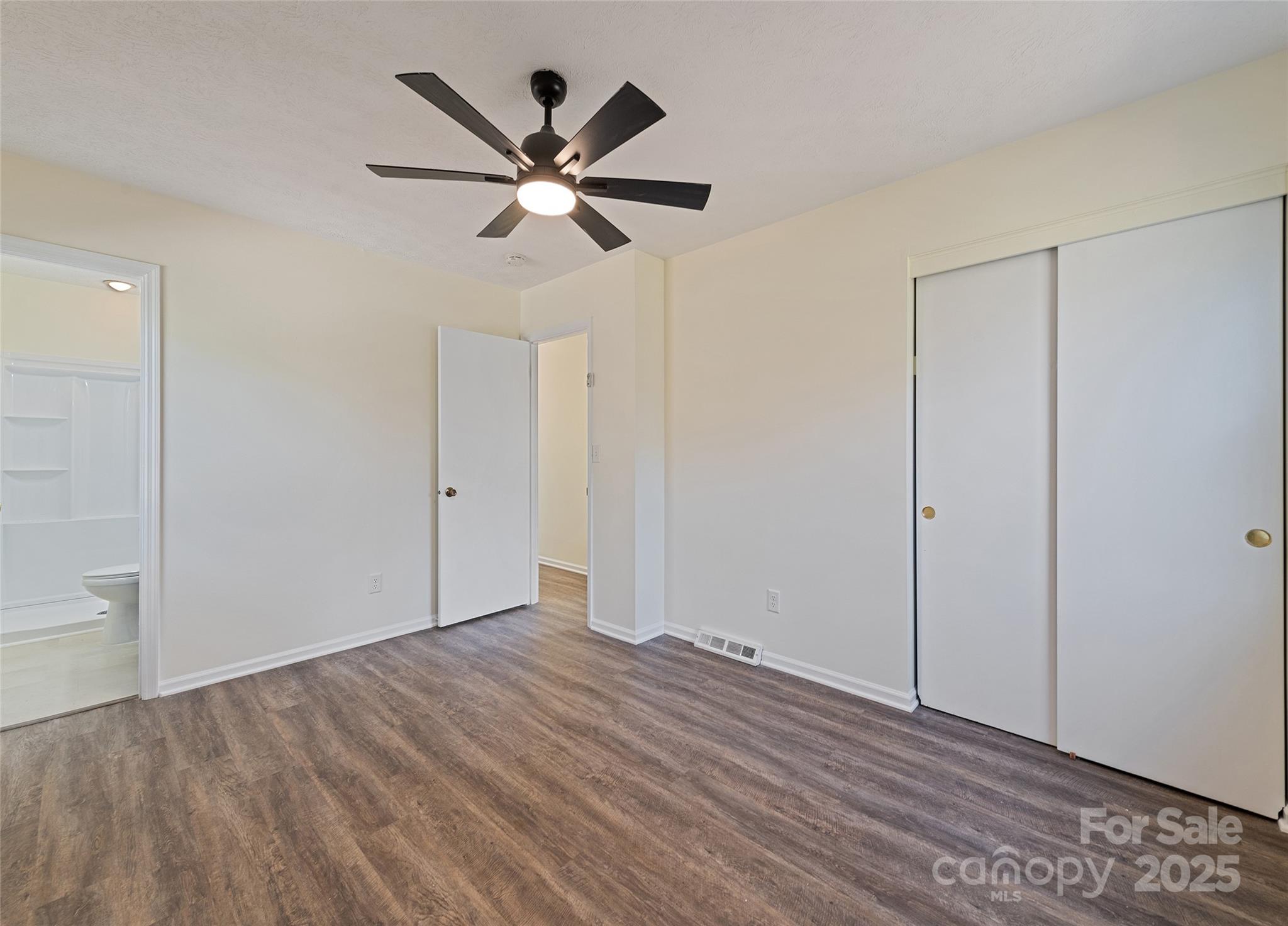 129 Willow Brook Road Hendersonville, NC 28792 - Photo 13 of 27