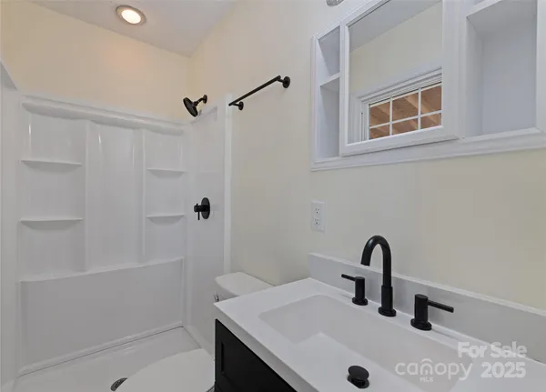 $359,990 | 129 Willow Brook Road, Hendersonville, NC 28792