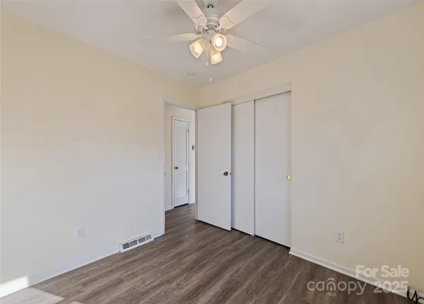 $359,990 | 129 Willow Brook Road, Hendersonville, NC 28792