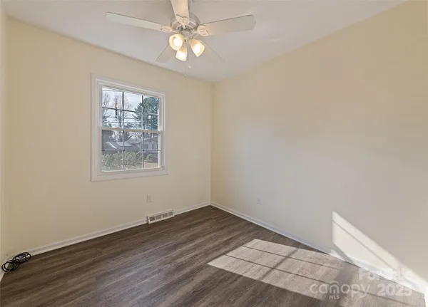$359,990 | 129 Willow Brook Road, Hendersonville, NC 28792