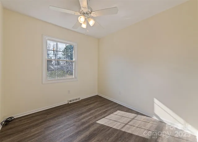 $369,000 | 129 Willow Brook Road, Hendersonville, NC 28792