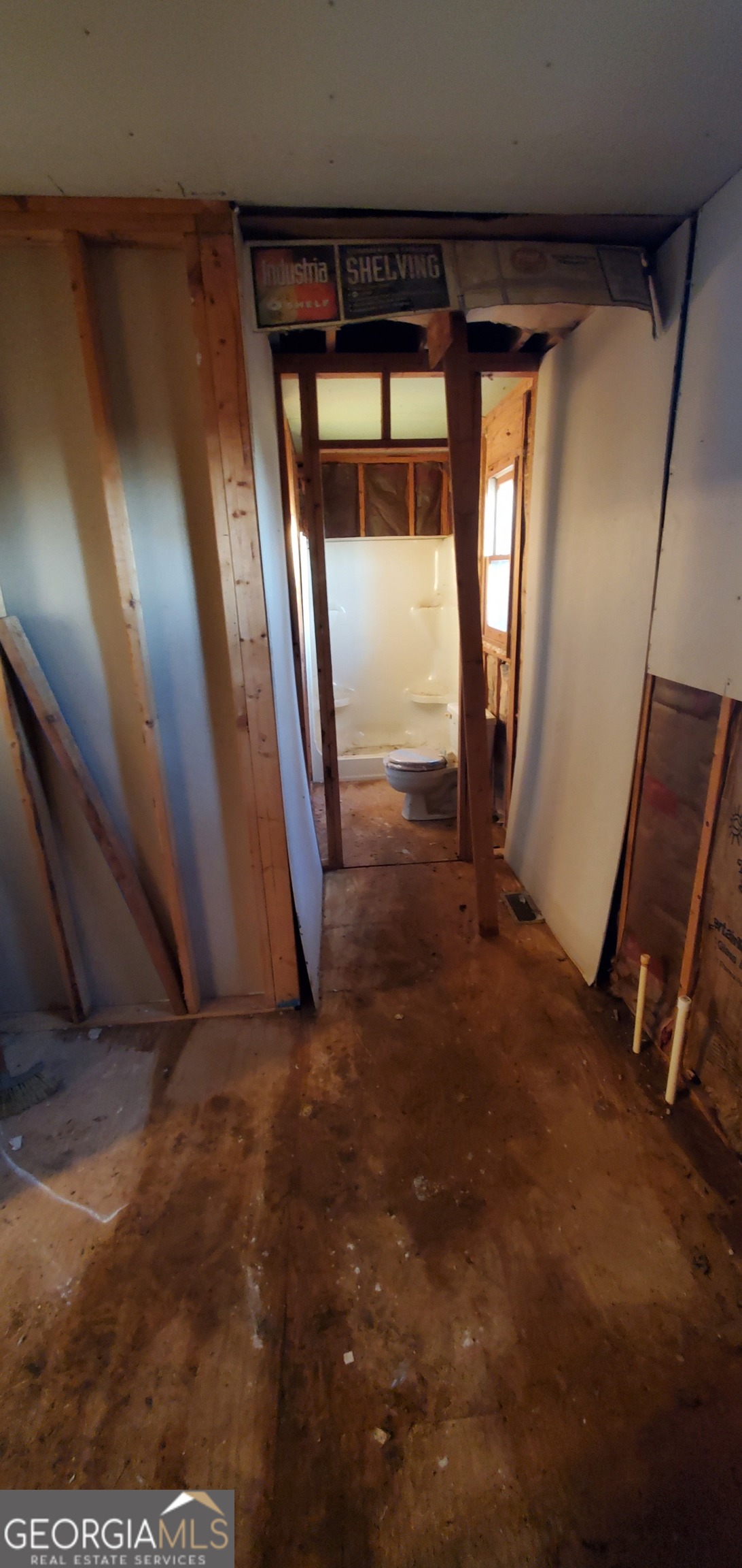 1061 Burger Road Watkinsville, GA 30677 - Photo 34 of 43 an empty room with windows