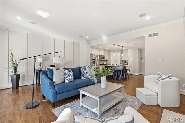 $475,000 | 4120 Olive Street, St. Louis, MO 63108