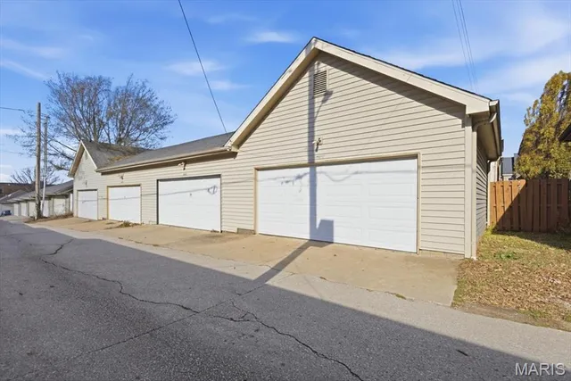 $475,000 | 4120 Olive Street, St. Louis, MO 63108