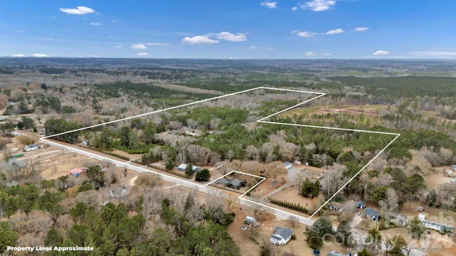 a view of a lake from a yard