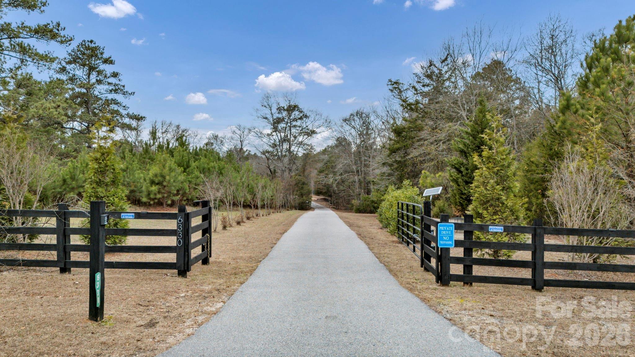 6330 Richburg Road Great Falls, SC 29055 - Photo 3 of 41