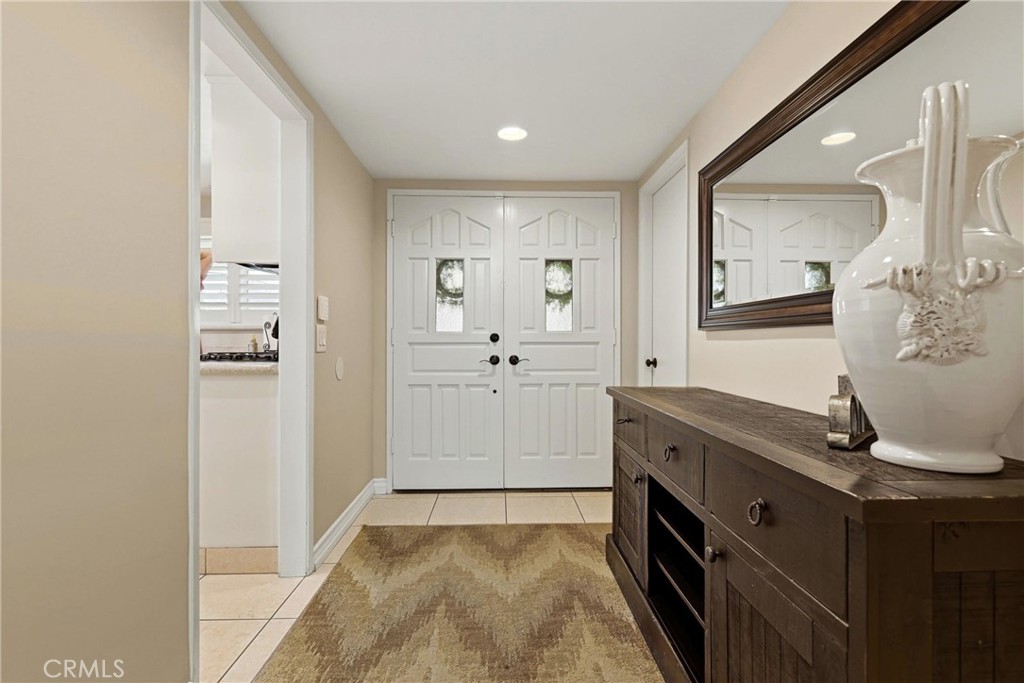 930 La Rue Avenue, Unit RUE La Verne, CA 91750 - Photo 10 of 63 a spacious bathroom with a double vanity sink and mirror