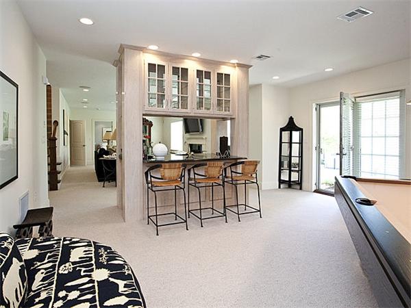287 Langley Road, Unit 16 Newton, MA 02459 - Photo 21 of 29