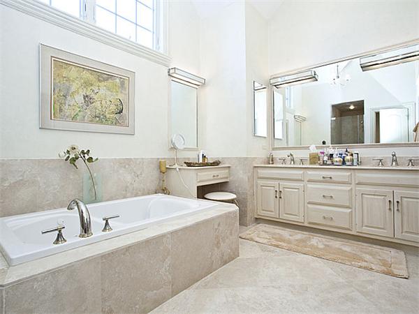 287 Langley Road, Unit 16 Newton, MA 02459 - Photo 24 of 29